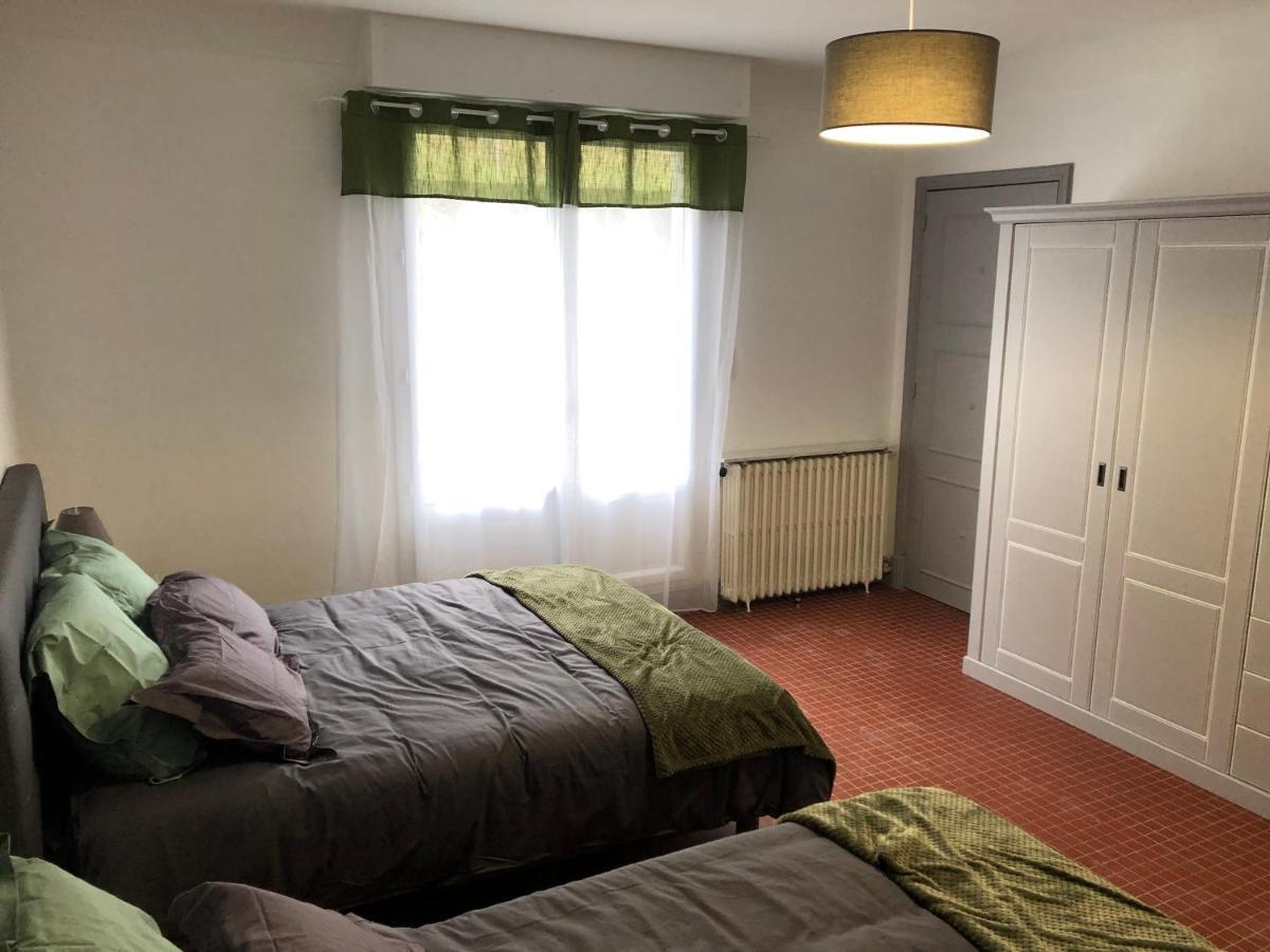 Grand Appartement De Standing "Reve Du Soir" De 170 M2 350 M De La Gare Lourdes Luaran gambar