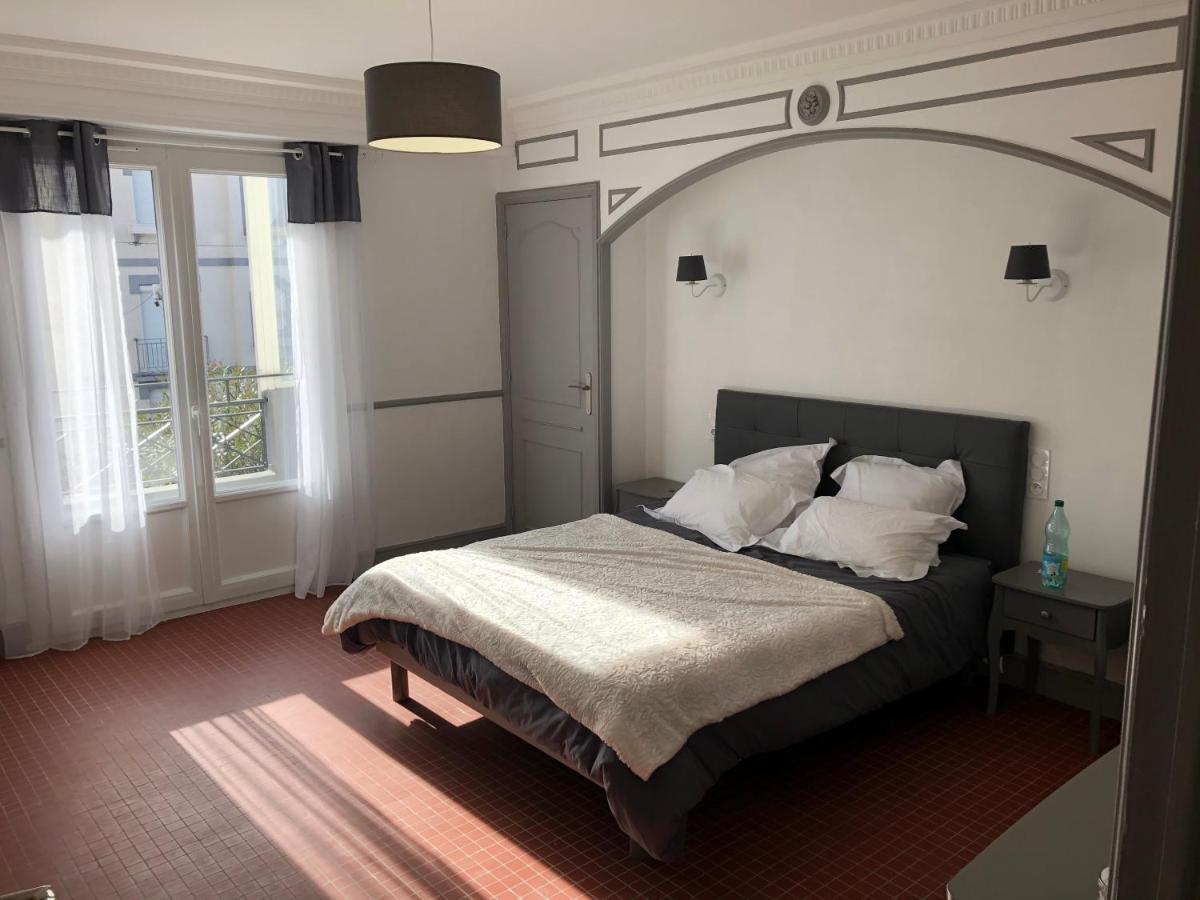 Grand Appartement De Standing "Reve Du Soir" De 170 M2 350 M De La Gare Lourdes Luaran gambar
